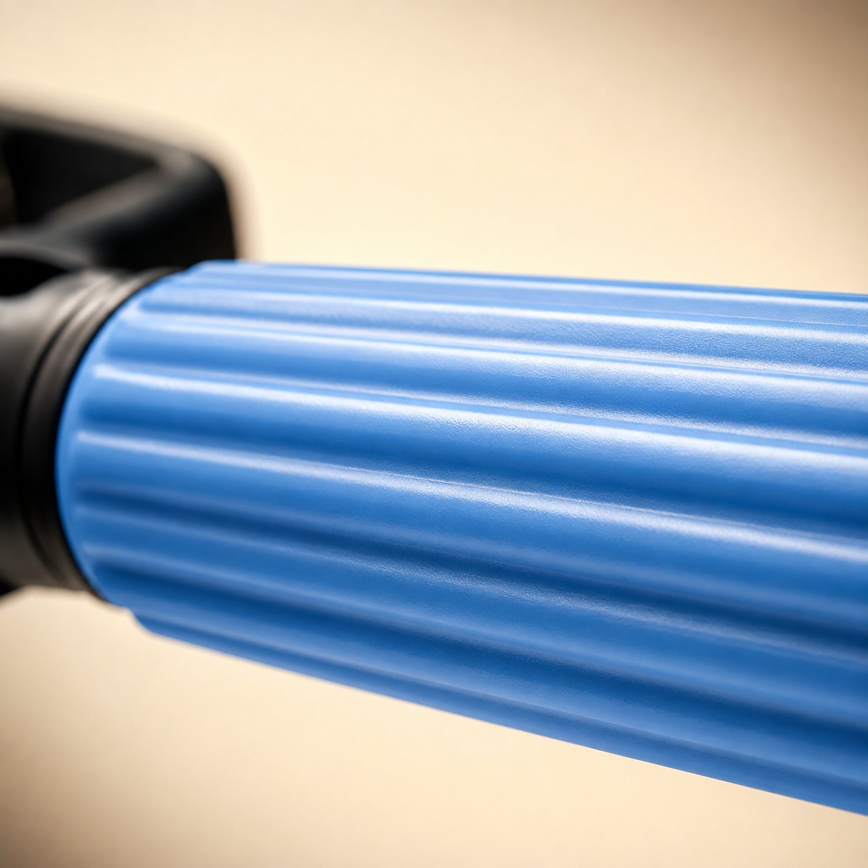 Ribbed non-slip grip